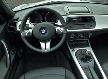 BMW Z4 I (E85/E86) عملية فيس ليفت I (E85/E86)، رودستر — منطقة السائق