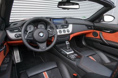BMW Z4 عملية فيس ليفت II (E89)، رودستر — منطقة السائق