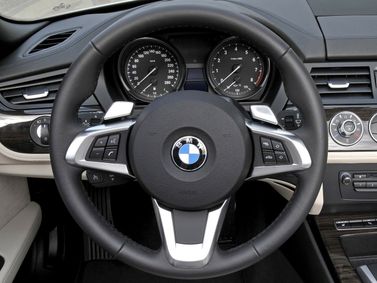 BMW Z4 II (E89)، رودستر — عجلة القيادة