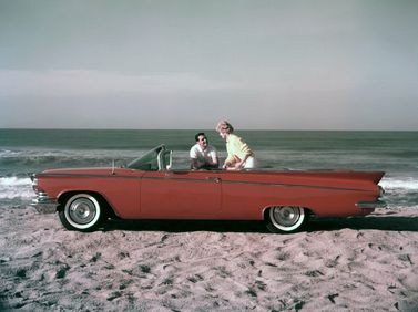 Buick Electra I, Кабриолет — вид слева