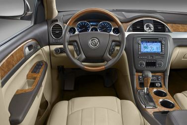 Buick Enclave I، دفع رباعي 5 أبواب — منطقة السائق