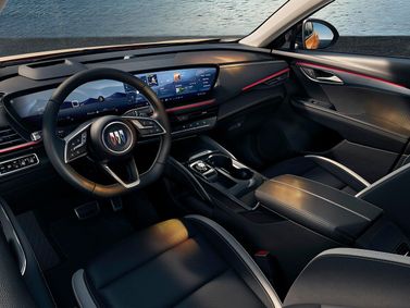 Buick Envision II Рестайлинг, Внедорожник 5 дв. S — место водителя