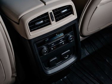 Buick Envision أنا فيس ليفت، دفع رباعي 5 أبواب — الكونسول الوسطي