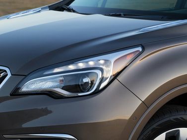 Buick Envision I، دفع رباعي 5 أبواب — المصباح الأمامي
