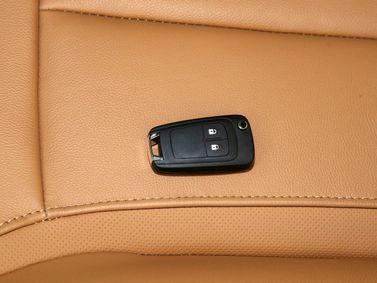 Buick Excelle III Рестайлинг, Универсал 5 дв. Gx — деталь интерьера