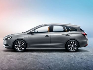 Buick Excelle III Рестайлинг, Универсал 5 дв. Gx — вид слева