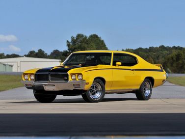 Buick GS I, Купе GSX — вид спереди справа