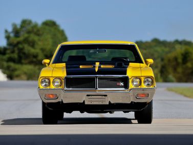 Buick GS I, Купе GSX — вид спереди