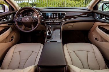Buick LaCrosse ثالثاً، سيدان — لوحة القيادة