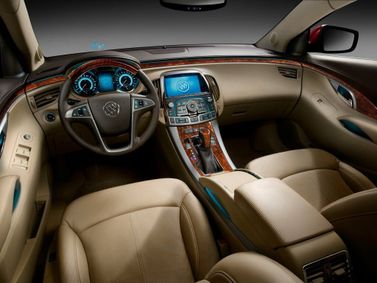 Buick LaCrosse ثانياً، سيدان — لوحة القيادة