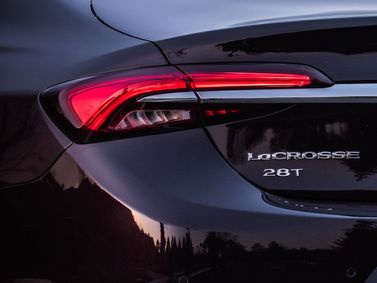 Buick LaCrosse III Рестайлинг, Седан — задний фонарь