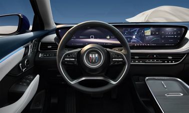 Buick LaCrosse رابعاً، سيدان — منطقة السائق