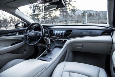 Buick LaCrosse III Рестайлинг, Седан — место водителя