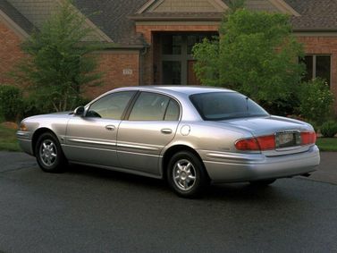 Buick LeSabre ثامناً، سيدان — منظر خلفي أيسر