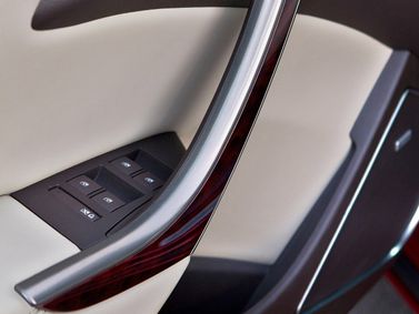 Buick Verano I, Седан — деталь интерьера