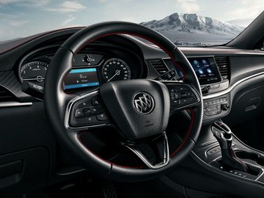 Buick Verano II Рестайлинг 2, Седан — место водителя