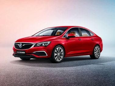 Buick Verano II Рестайлинг, Седан — вид спереди слева