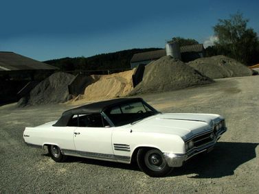 Buick Wildcat I, Кабриолет — вид спереди справа