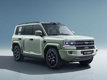 BYD FangChengBao Leopard 5 I Рестайлинг, Внедорожник 5 дв. — вид спереди в три четверти