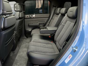 BYD FangChengBao Leopard 5 I, Внедорожник 5 дв. — задние сиденья