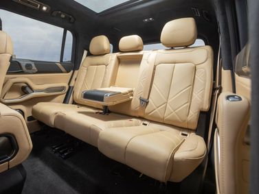BYD FangChengBao Leopard 8, Внедорожник 5 дв. — задние сиденья