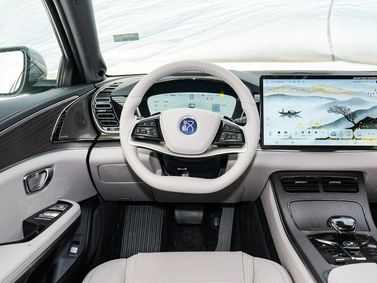 BYD Han I Рестайлинг 2, Седан DM — передняя панель