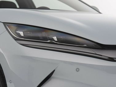 BYD Qin III, Седан Ev L — передняя фара