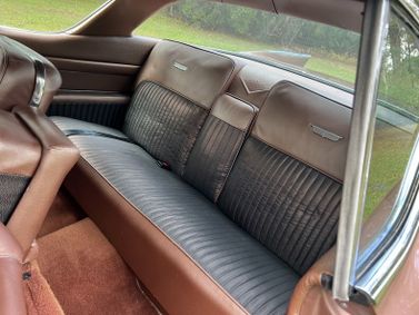 Cadillac Eldorado III, Купе-Хардтоп Seville — задние сиденья