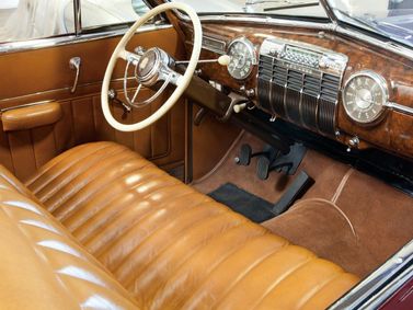 Cadillac Series 62 I, Кабриолет — место водителя