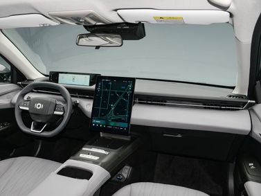 Changan Qiyuan A05 I Рестайлинг, Седан — место водителя