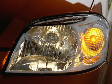 Chevrolet Aveo أنا فيس ليفت، سيدان — المصباح الأمامي