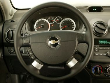 Chevrolet Aveo أنا فيس ليفت، هاتشباك 5 أبواب — عجلة القيادة