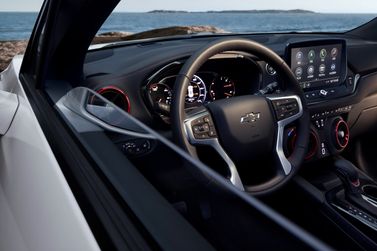 Chevrolet Blazer III (سوق الصين) تحديث التصميم، دفع رباعي 5 أبواب — منطقة السائق
