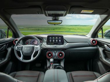 Chevrolet Blazer III (سوق الصين) تحديث التصميم، دفع رباعي 5 أبواب — لوحة القيادة