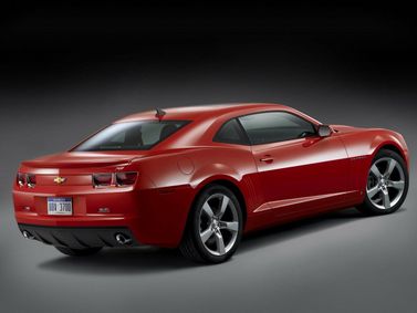 Chevrolet Camaro V, Купе — вид сзади справа