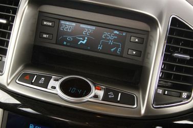 Chevrolet Captiva أنا فيس ليفت، دفع رباعي 5 أبواب — الكونسول الوسطي