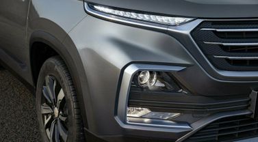 Chevrolet Captiva II, Внедорожник 5 дв. — передняя фара