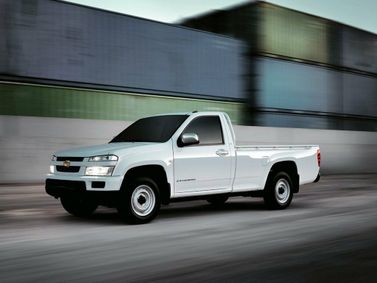 Chevrolet Colorado I, Пикап одинарная кабина — вид спереди слева