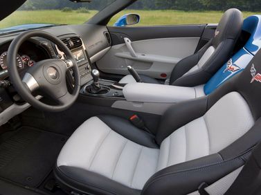 Chevrolet Corvette C6، قابلة للتحويل — منظر عام للمقصورة