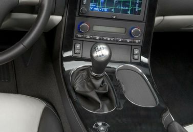 Chevrolet Corvette C6، قابلة للتحويل — محدد ناقل الحركة