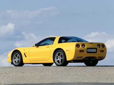 Chevrolet Corvette C5، كوبيه — منظر خلفي أيمن