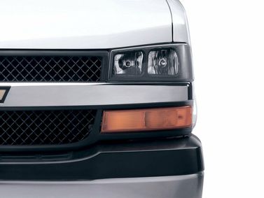 Chevrolet Express ثانياً، ميني فان — الجزء الأمامي من السيارة عن قرب