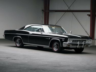 Chevrolet Impala رابعاً، كوبيه - سقف صلب — منظر أمامي أيمن
