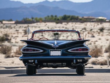 Chevrolet Impala II, Кабриолет — вид сзади