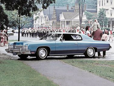 Chevrolet Impala V, Купе-Хардтоп — вид спереди слева