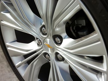 Chevrolet Impala X، سيدان — جنط العجلة