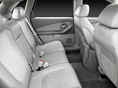 Chevrolet Malibu VI Рестайлинг, Хэтчбек 5 дв. — задние сиденья