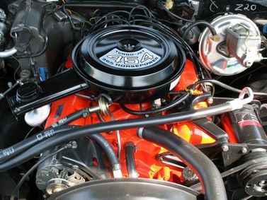 Chevrolet Monte Carlo I، كوبيه — حجرة المحرك