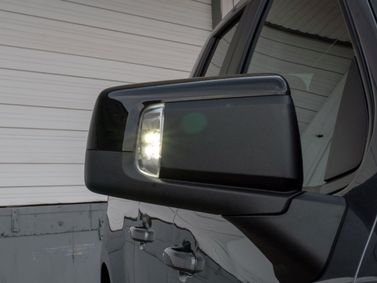 Chevrolet Silverado IV (T1XX)، بيك أب بكابينة مزدوجة Double — مرآة جانبية
