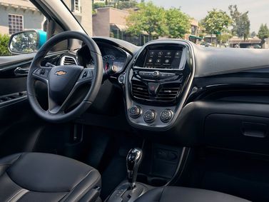 Chevrolet Spark رابعاً، هاتشباك 5 أبواب Activ — منطقة السائق